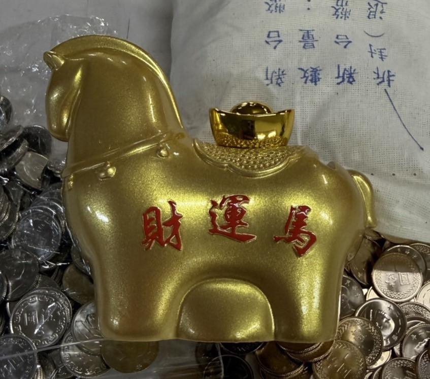 金馬年限量版「金馬有錢存錢筒」財氣升級版，敬請期待