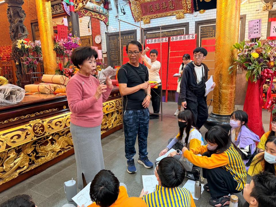 武林國小的學生們蒞臨 樹林濟安宮進行校外教學與導覽活動